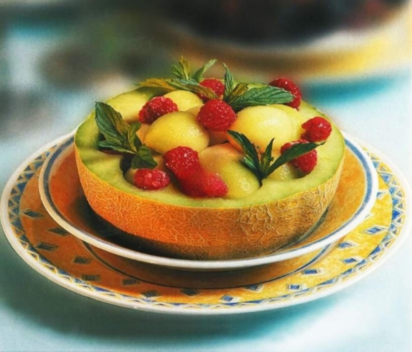 دسر خربزه و تمشک