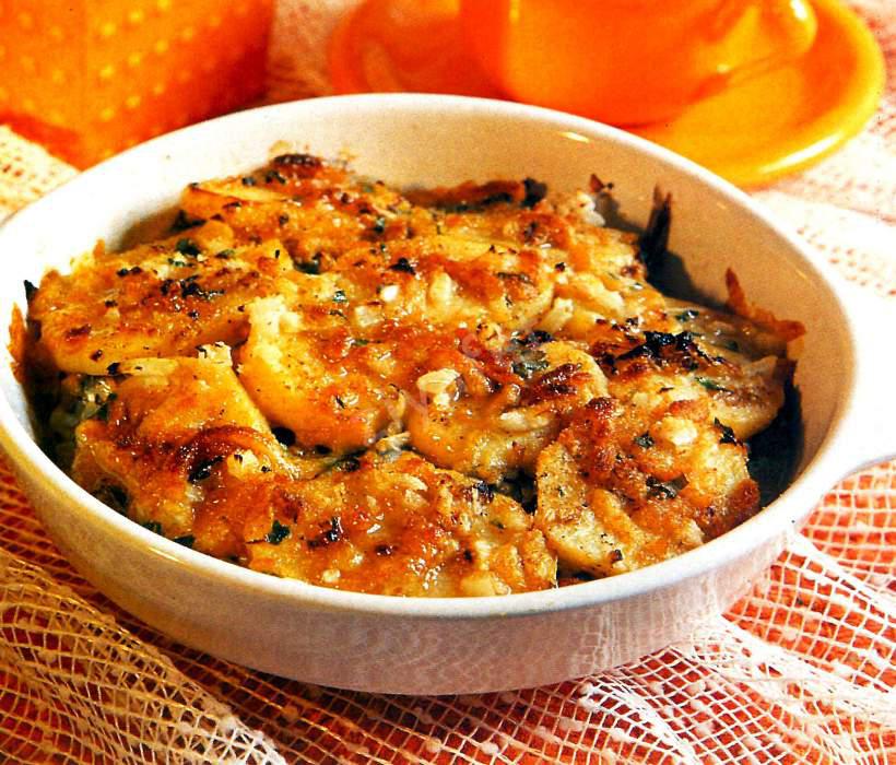گراتن سیب زمینی و ماهی